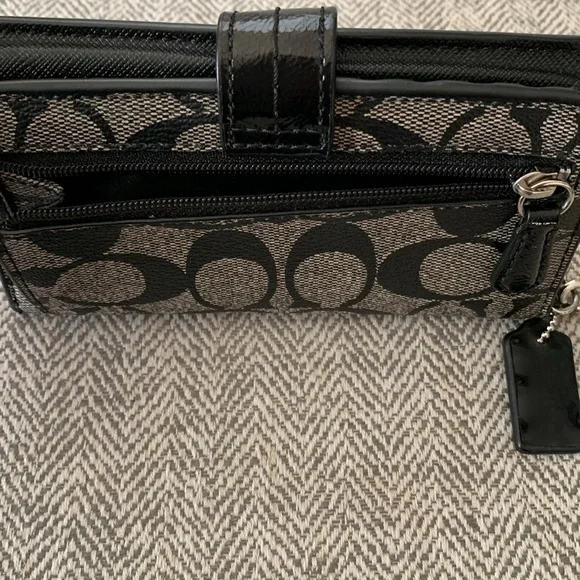 Coach Wallet - Picture 7 of 14